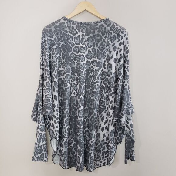 M Made In Italy Large Leopard Print Grey V-Neck Boxy Oversized Sweater Relaxed - Picture 6 of 10